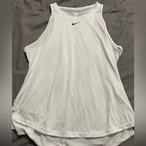 white nike tank